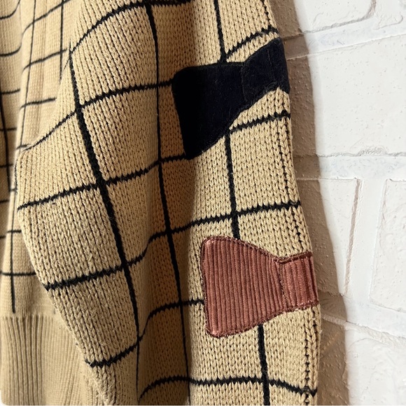 SOLD Vintage beige wool blend turtleneck dog sweater L - Picture 8 of 12